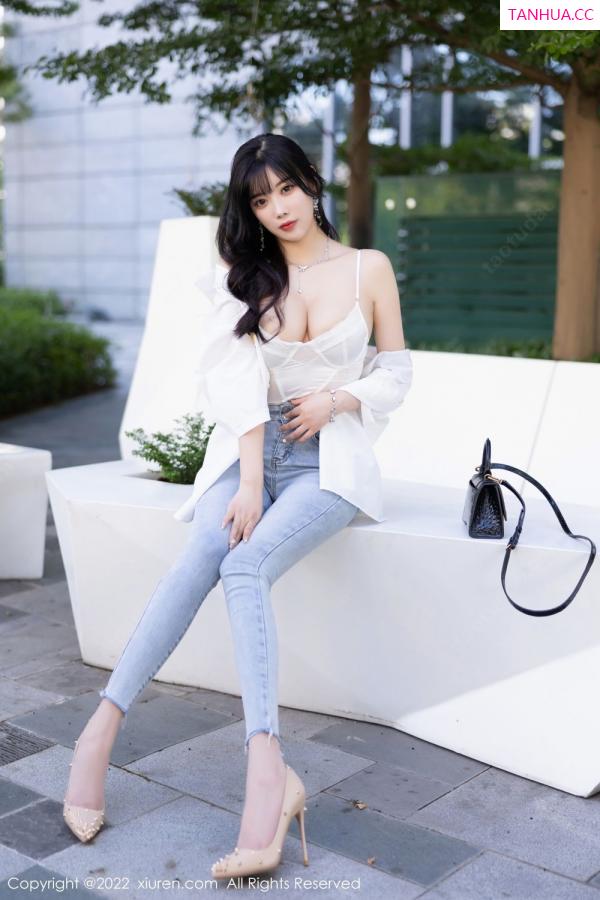 杨晨晨 sugar小甜心CC [XiuRen]高清写真图 2022.09.20 No.5614 杨晨晨Yome第17张图片